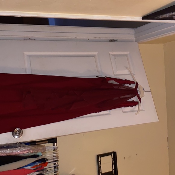 Prom dress - Picture 2 of 4